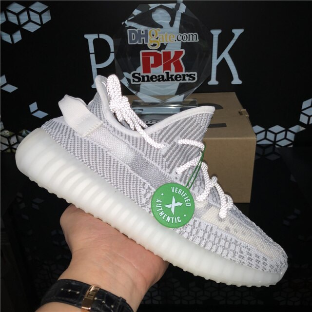 2018 new man shoes hot sale four seasons summer rentals up to sports men's shoes light in the air free running shoes for men