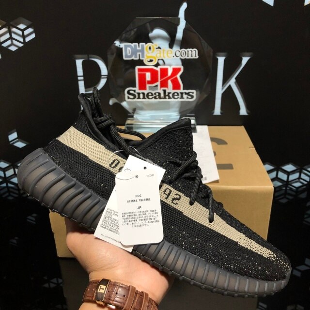 2018 new man shoes hot sale four seasons summer rentals up to sports men's shoes light in the air free running shoes for men